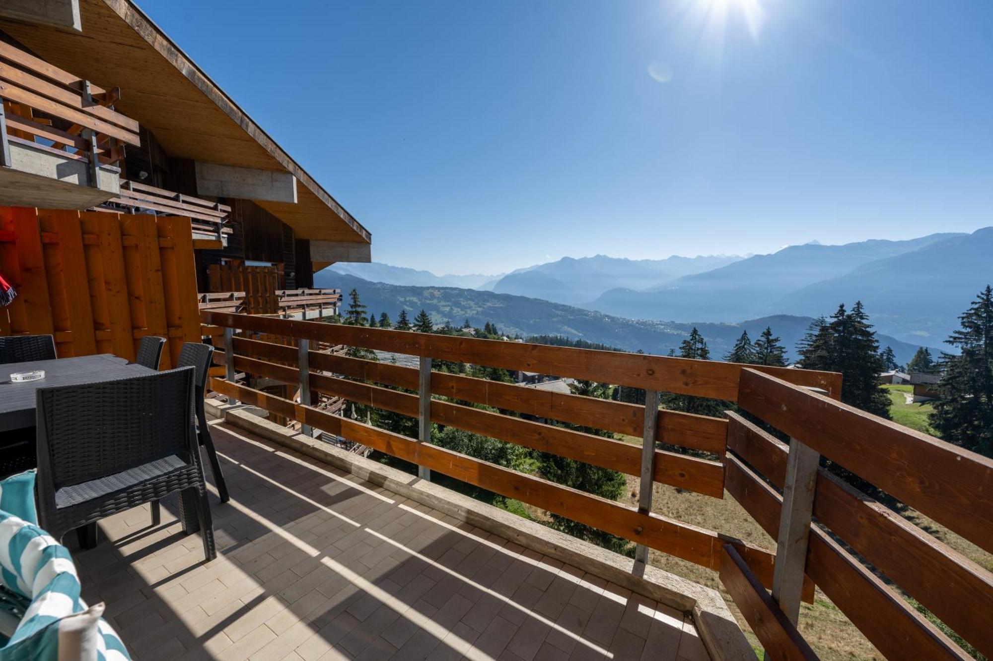 Eden Resort Anzere Exterior photo